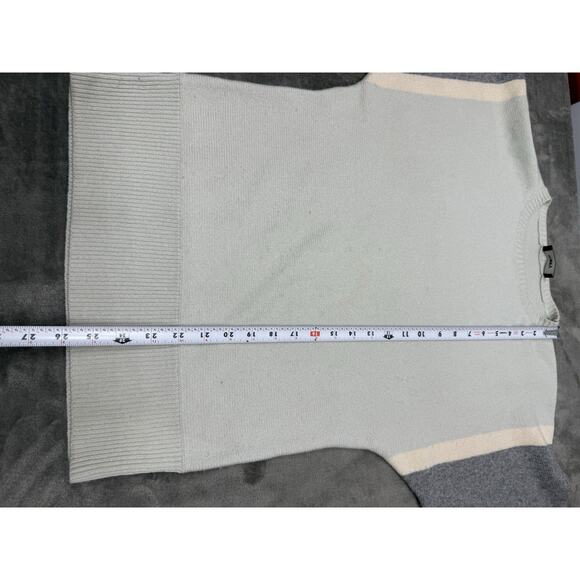 Theory 100% Cashmere Colorblock Sweater Pale Winter Green Husky Ivory sz XS - Picture 7 of 10